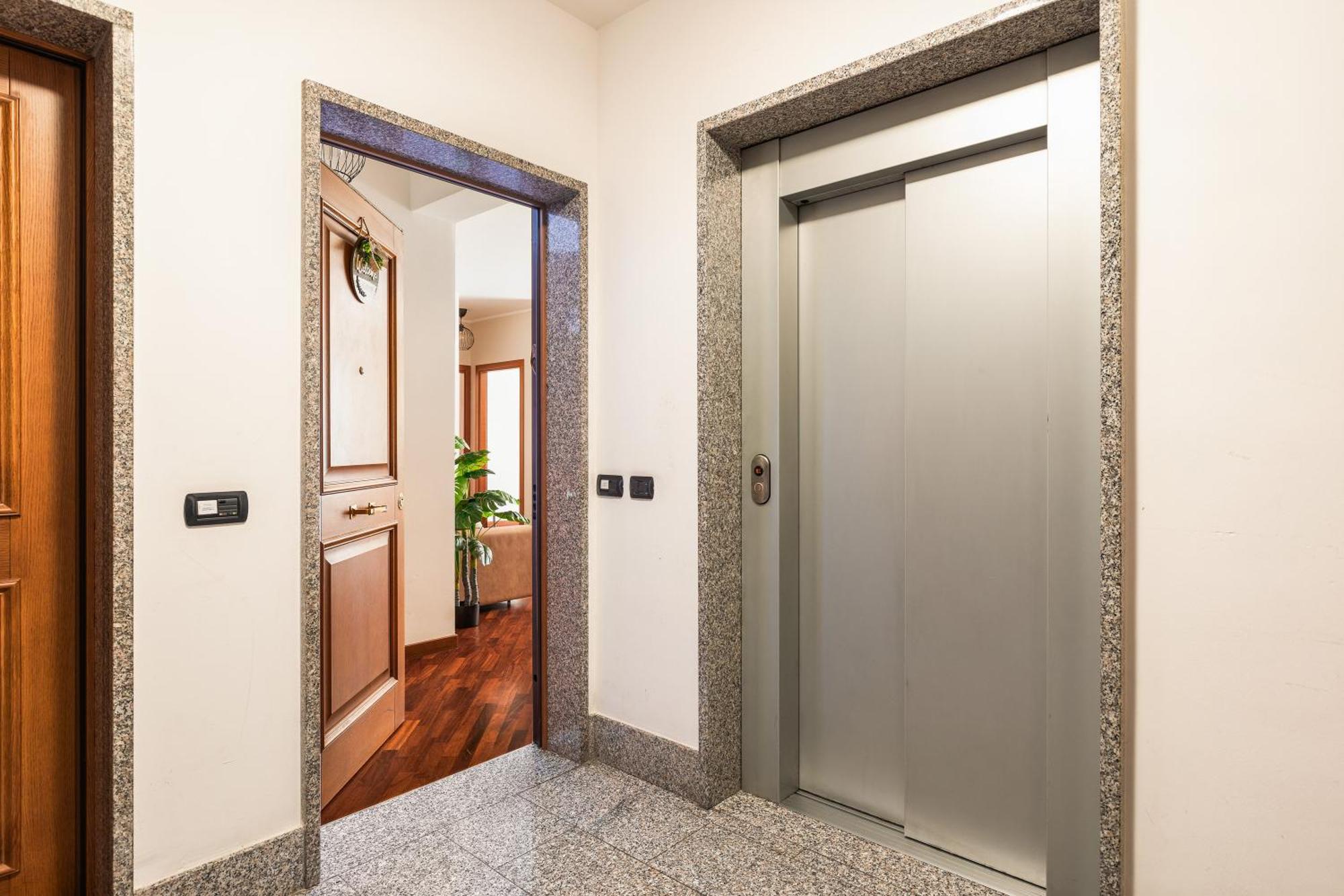 Giramondo Luxefierairport Fiumicino Kültér fotó